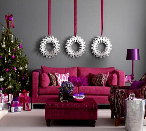 Jewel-toned-modern-Christmas-decorations