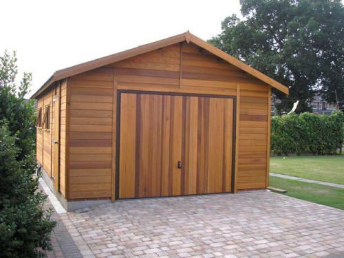 деревянный-гараж